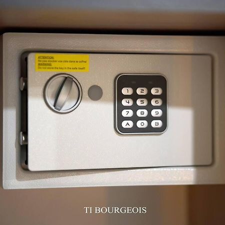 Le Ti Bourgeois Daire Riviere-Salee Dış mekan fotoğraf
